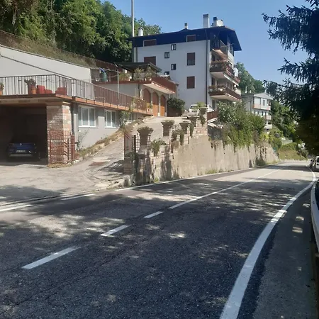 Apartment Mansarda Accogliente A